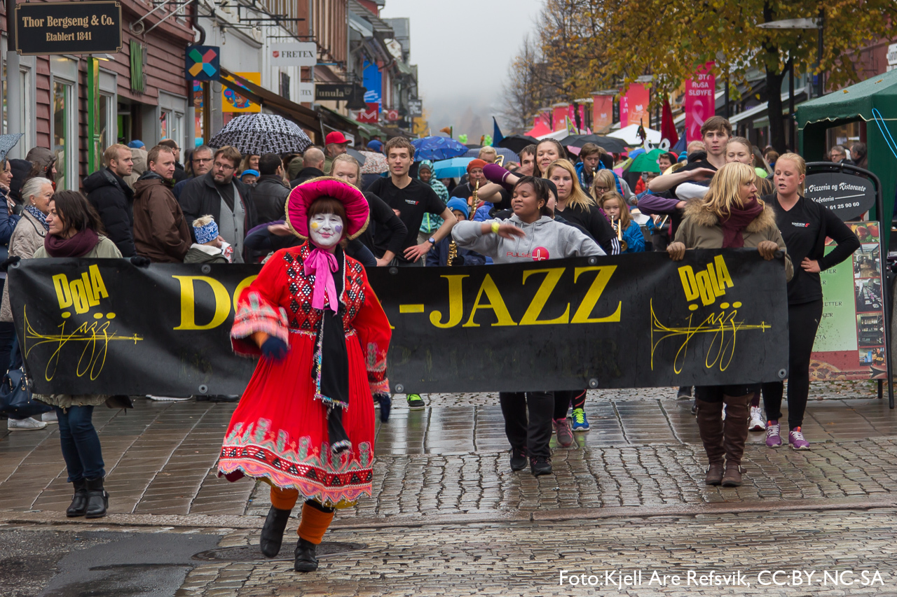 Jazzparade i Storgata i Lillehammer.