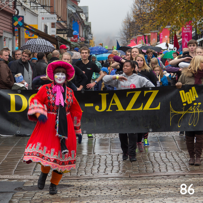 Jazzparade i Storgata i Lillehammer.